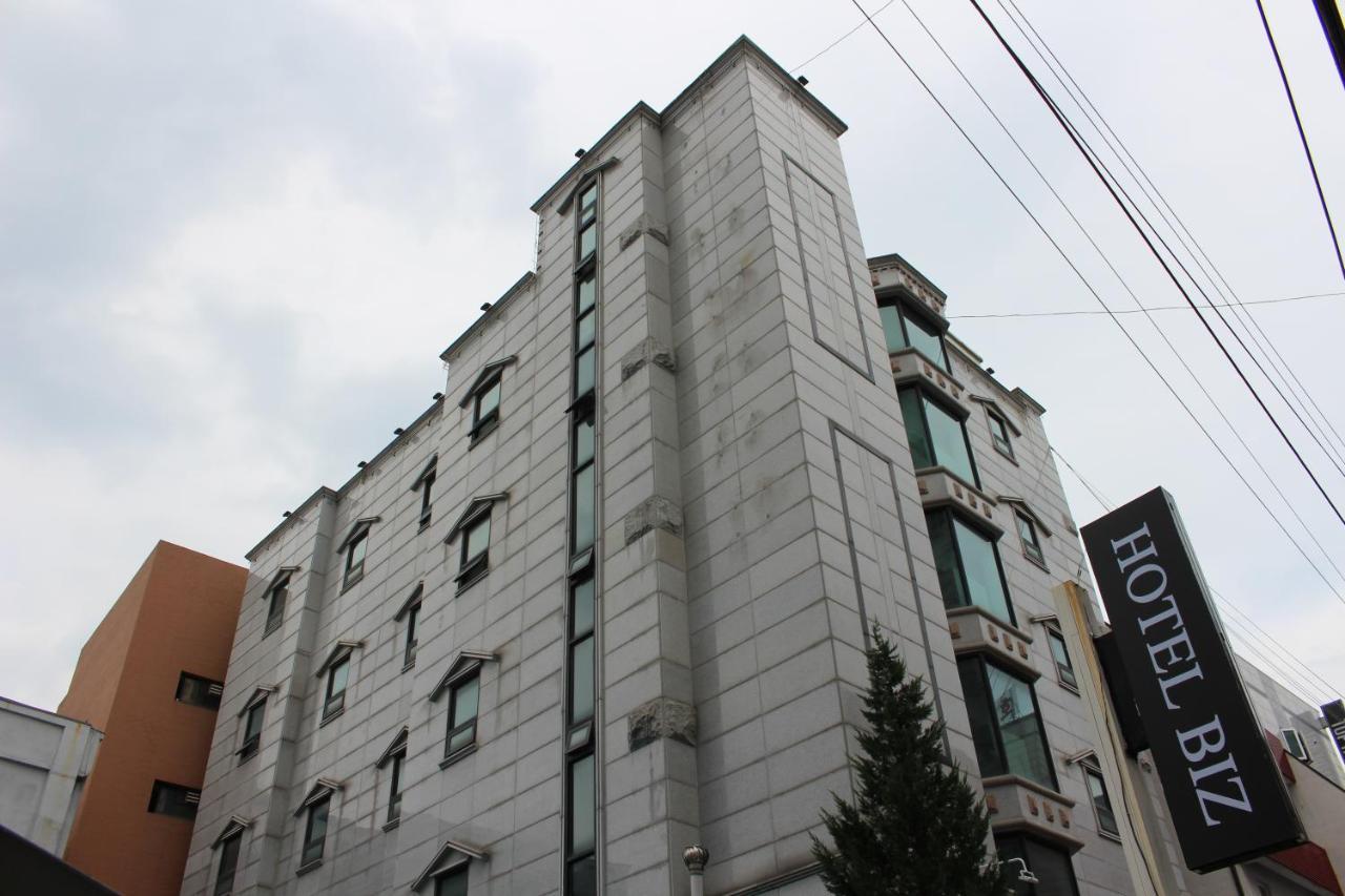 Hotel Biz Jongro - Insa-Dong Сеул Екстер'єр фото